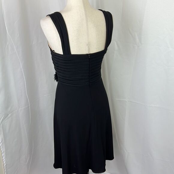 JS COLLECTIONS Sweetheart Neckline Formal Dress Black Sz 4 EUC - Picture 5 of 8